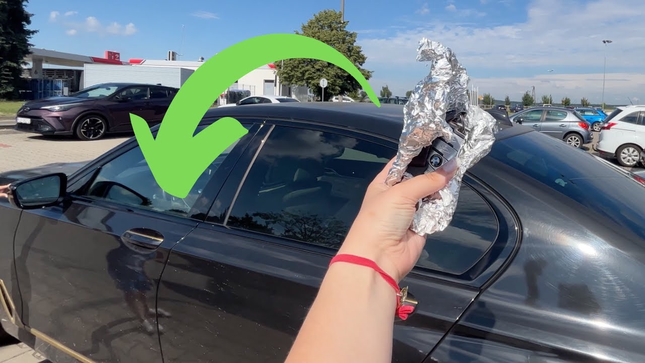 Wrap your CAR KEYS IN aluminum foil. Avoid this COSTLY MISTAKE