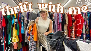 THRIFT WITH ME | 3 thrift stores in one day + tons of colorful summer finds | WELL-LOVED