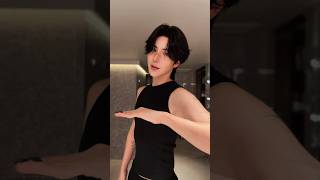 流行りのATEEZ・サン風メイクしてBAD踊ってみた🔥 Make up GYUTAE