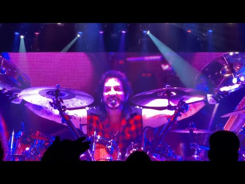 DEEN CASTRONOVO Journey - Drummer Sings MOTHER FATHER SONG FREEDOM TOUR #DeenCastronovo #JOURNEY