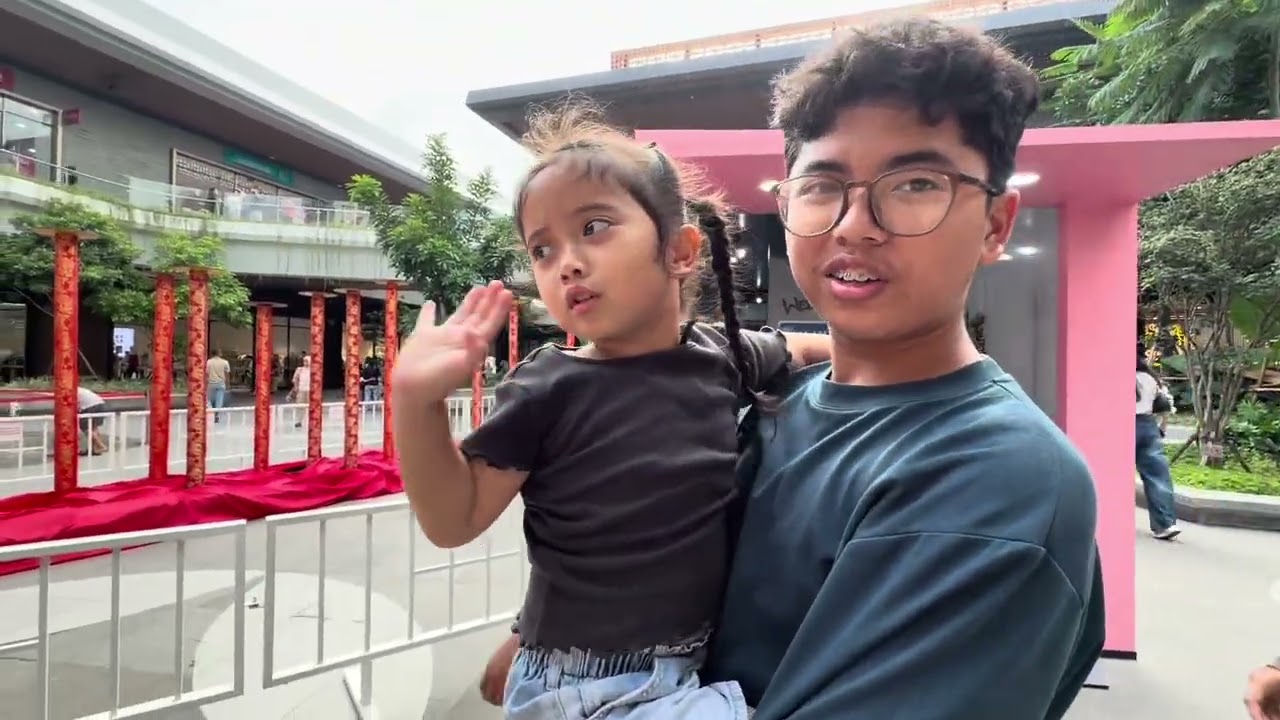 Temenin abang jalan2 