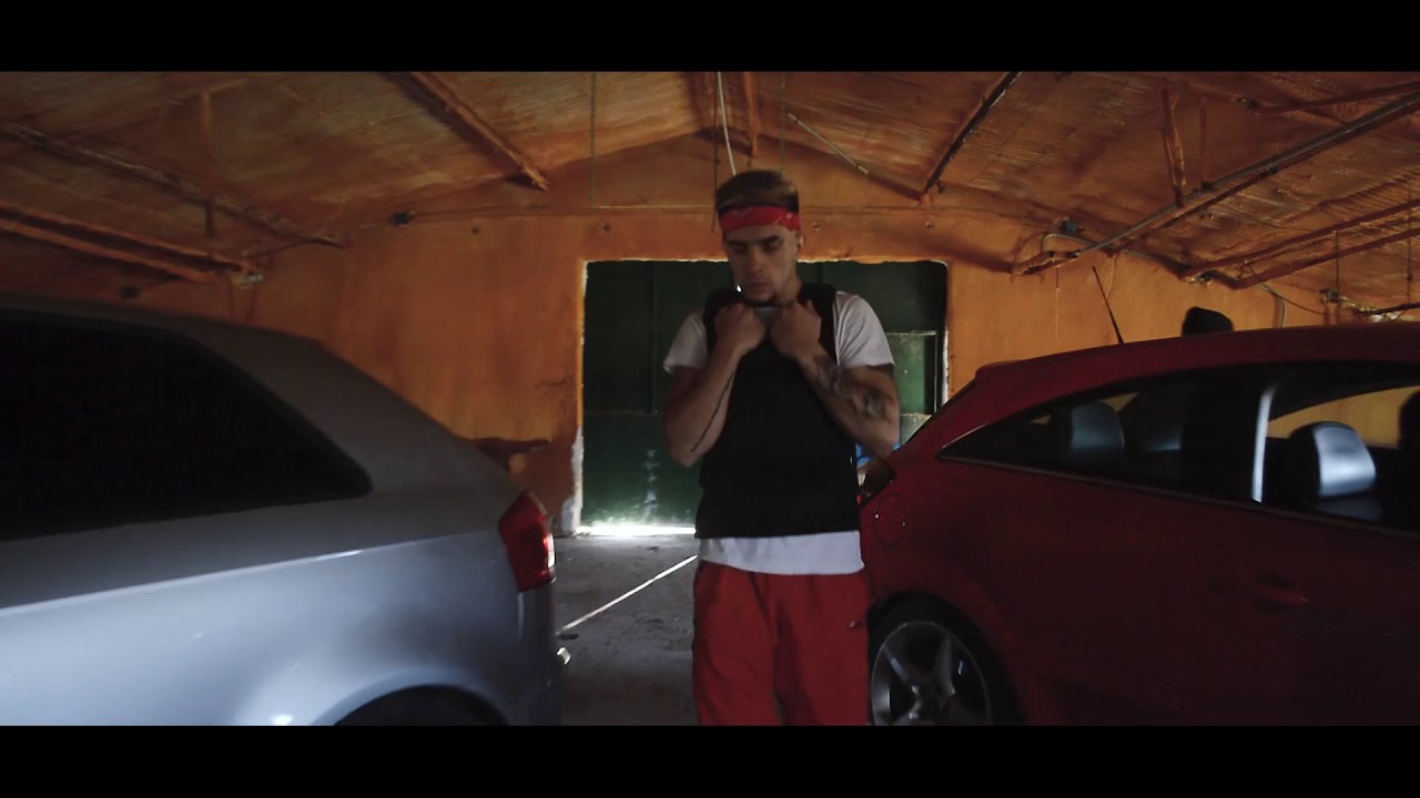 ManuFlow// Mala Fama (Video oficial) - YouTube