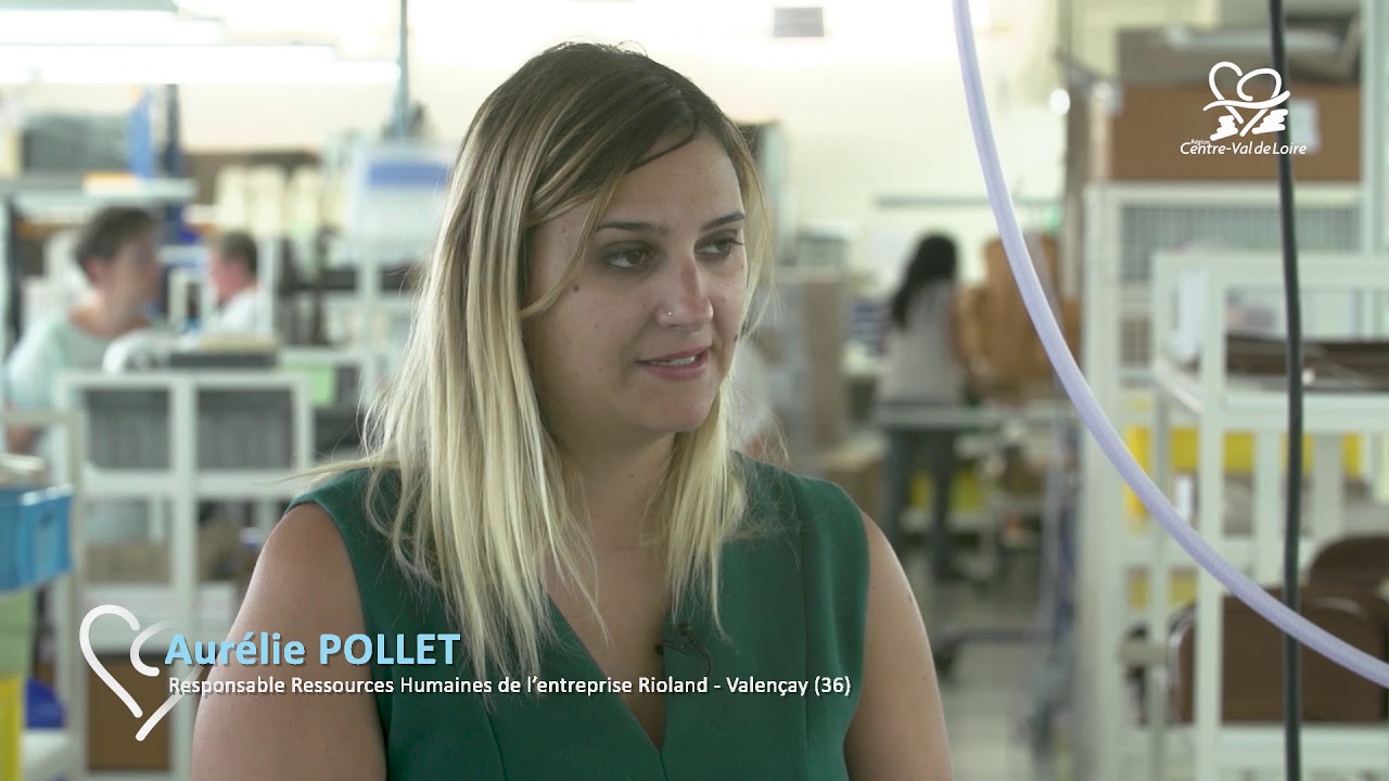 Une Formation Un Emploi Portrait Maroquinier Youtube