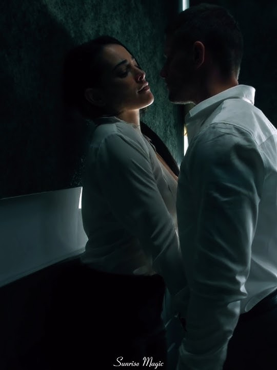 Into the dark Down 🤯#hulu #edit #shameless #nataliemartinez #throughmywindow #viral #fypシ゚viral