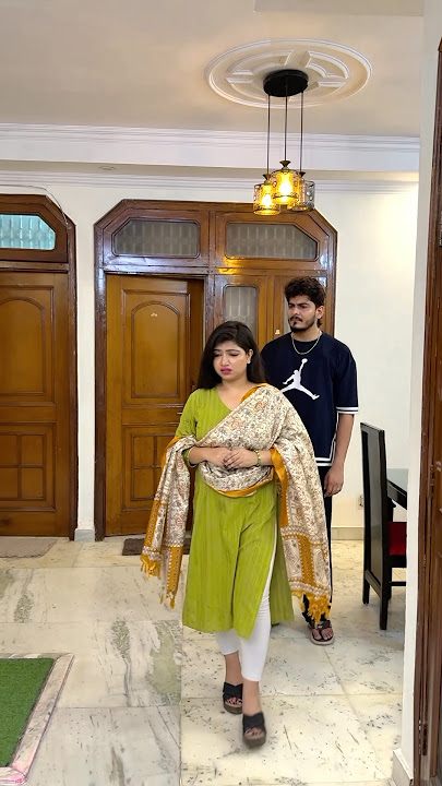 Massage parlour se leke aaya hoon 🤣 #comedyshorts #youtubeshorts