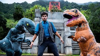 Jurassic World Meets Parkour in Real Life Resimi