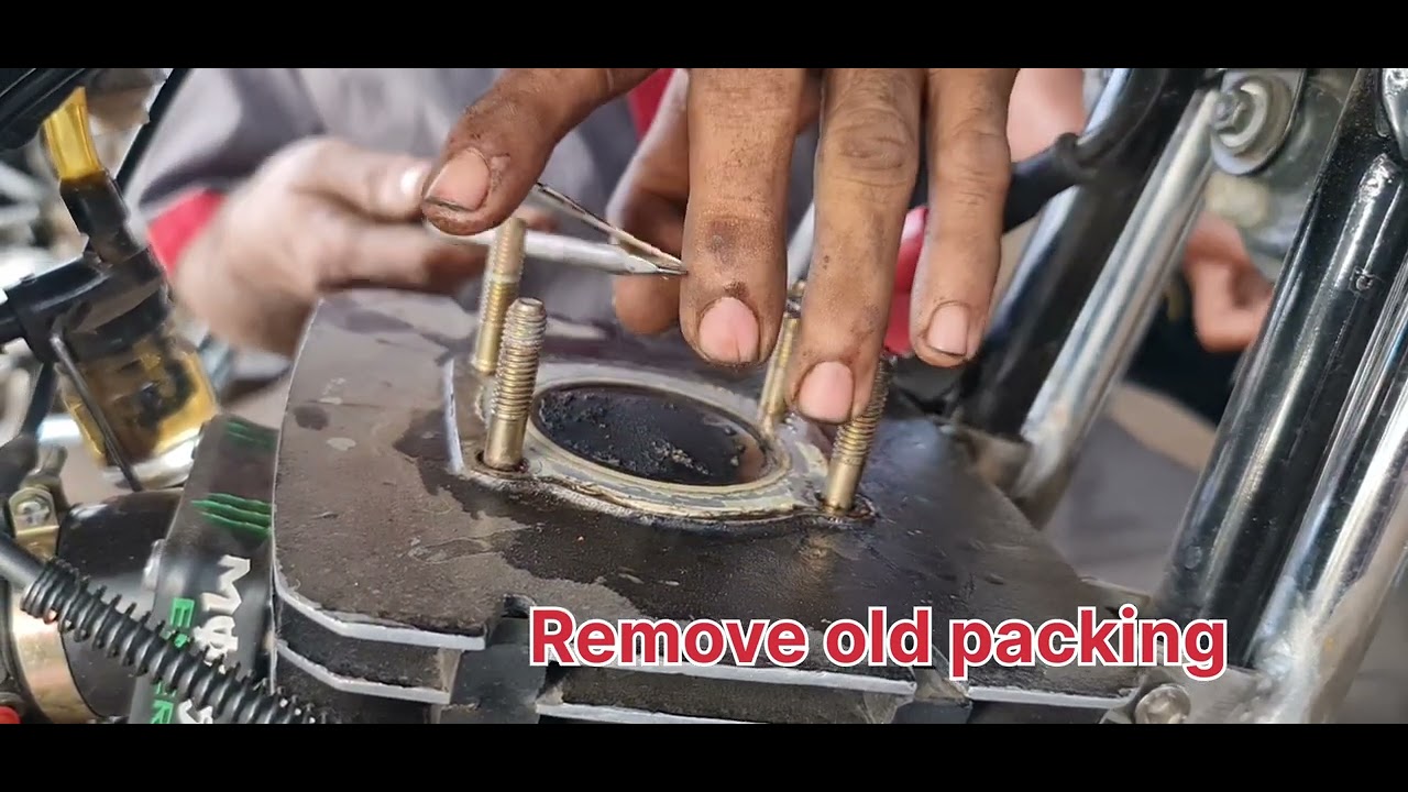Yamaha Rx 100 head oil leakage and pistan clean  
