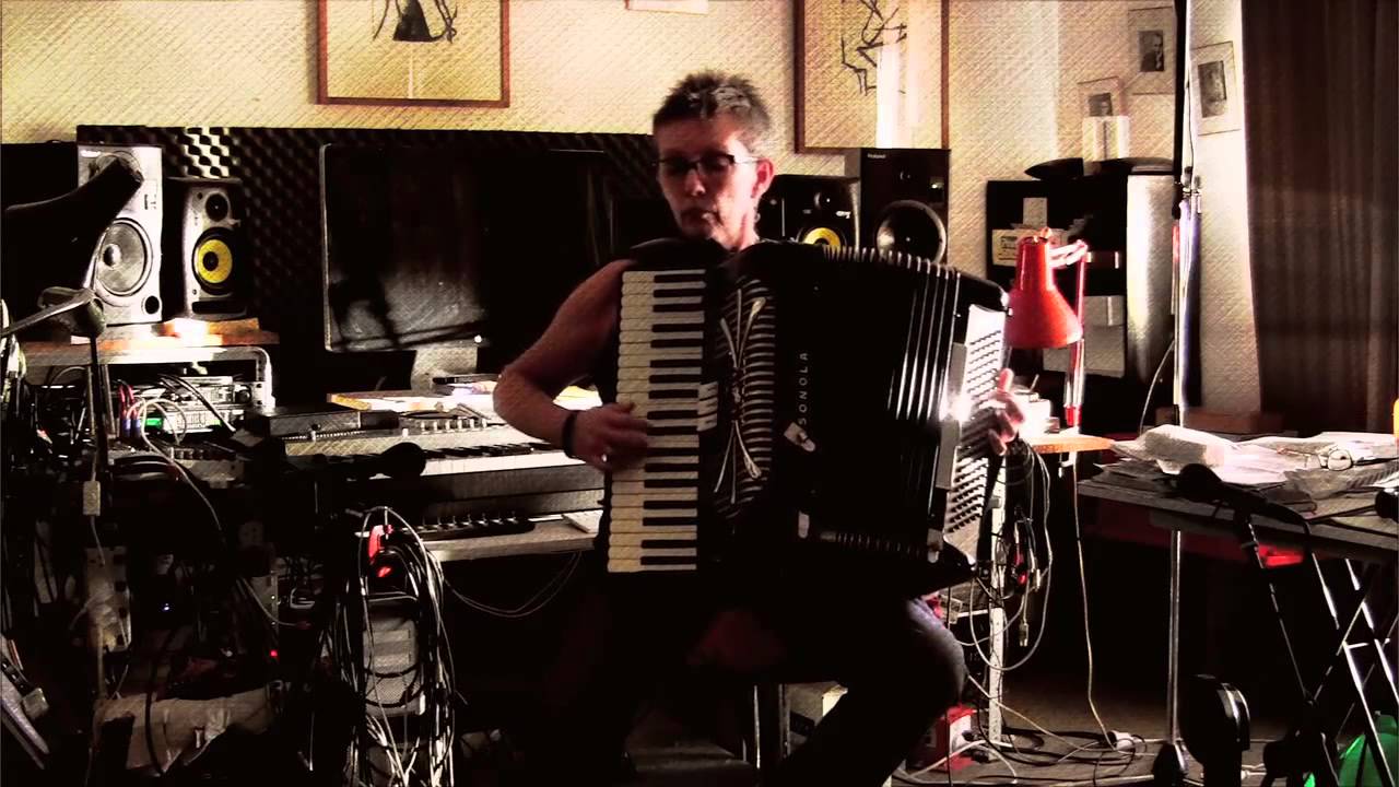 Gankino Horo - Cathie Travers