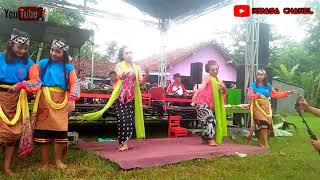 Download Lagu AMBYAARR TENAAN.... lengger PRATIWI\u0026SUCIWAHYUNI..live Wiradadi,Sokaraja... MP3
