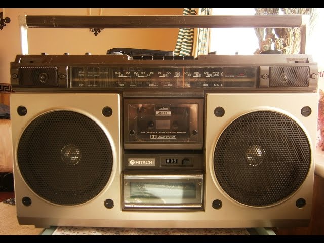 Hitachi TRK 8200e Vintage Stereo Boombox - YouTube