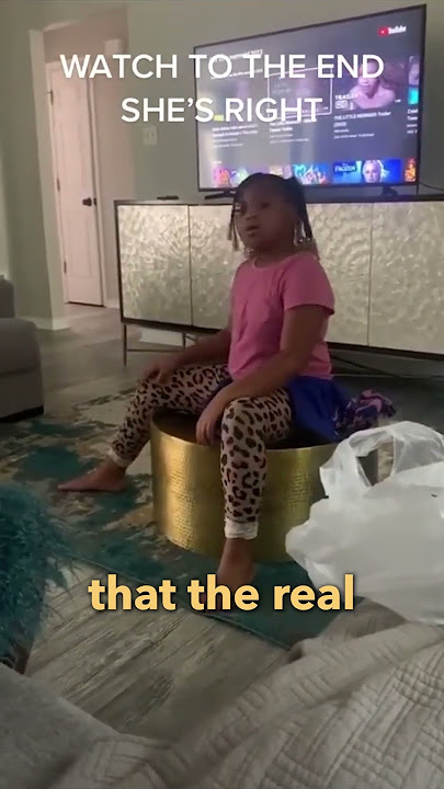 VIRAL girl ROASTS Disney’s Little Mermaid