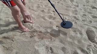 : Praia de Fortaleza fomos fazer um detectorismo 