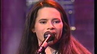 Jealousy - Natalie Merchant Live on David Letterman 1996 chords