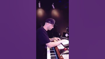 Making a Latin trap beat with Ableton Live 11 and Push 2