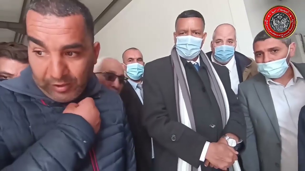 جانب من إصغاء والي ولاية برج بوعريريج للسادة المستثمرين بمنطقة النشاطات عين تاغروت