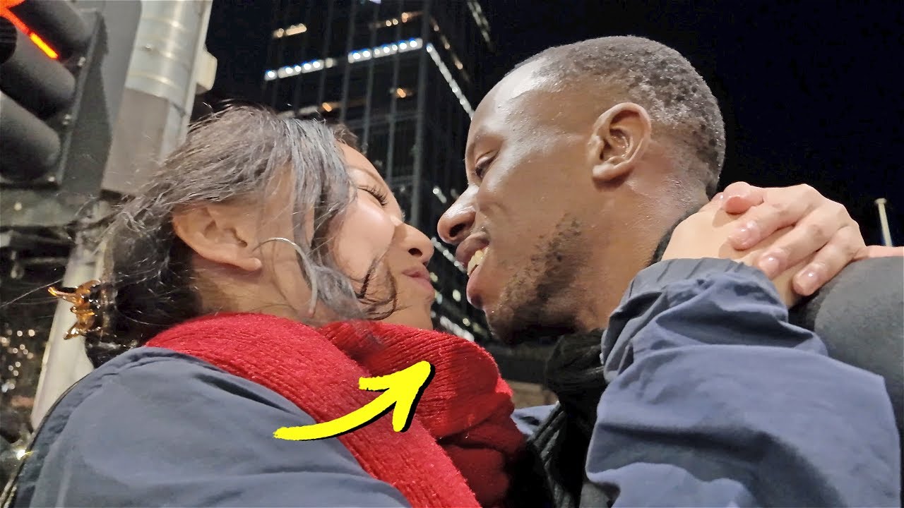 She Finally Kissed Me .. 😳💋