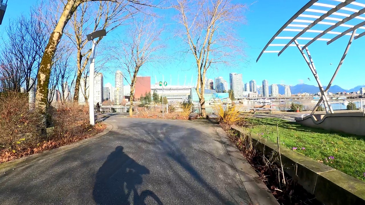 IRL Vancouver - 🚴Blue sky ride to work🚴 02-24-2026
