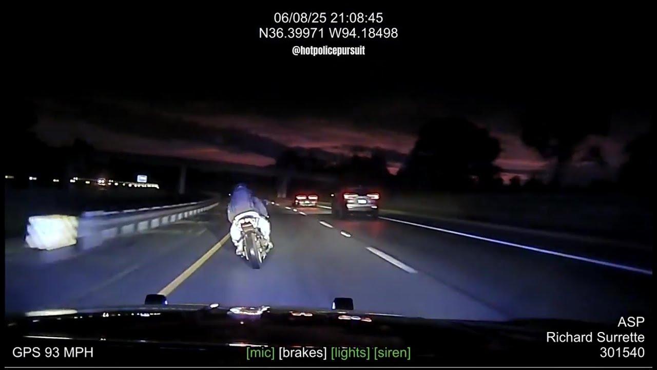 Motorcycle Pushes 130 MPH Through I-49 Traffic | Arkansas State Police Pursuit
