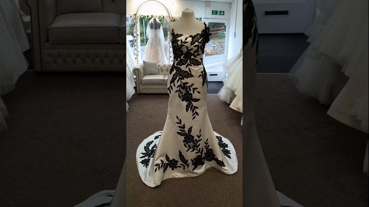 Vivienne modern mermaid gown romance 3D lace flowers