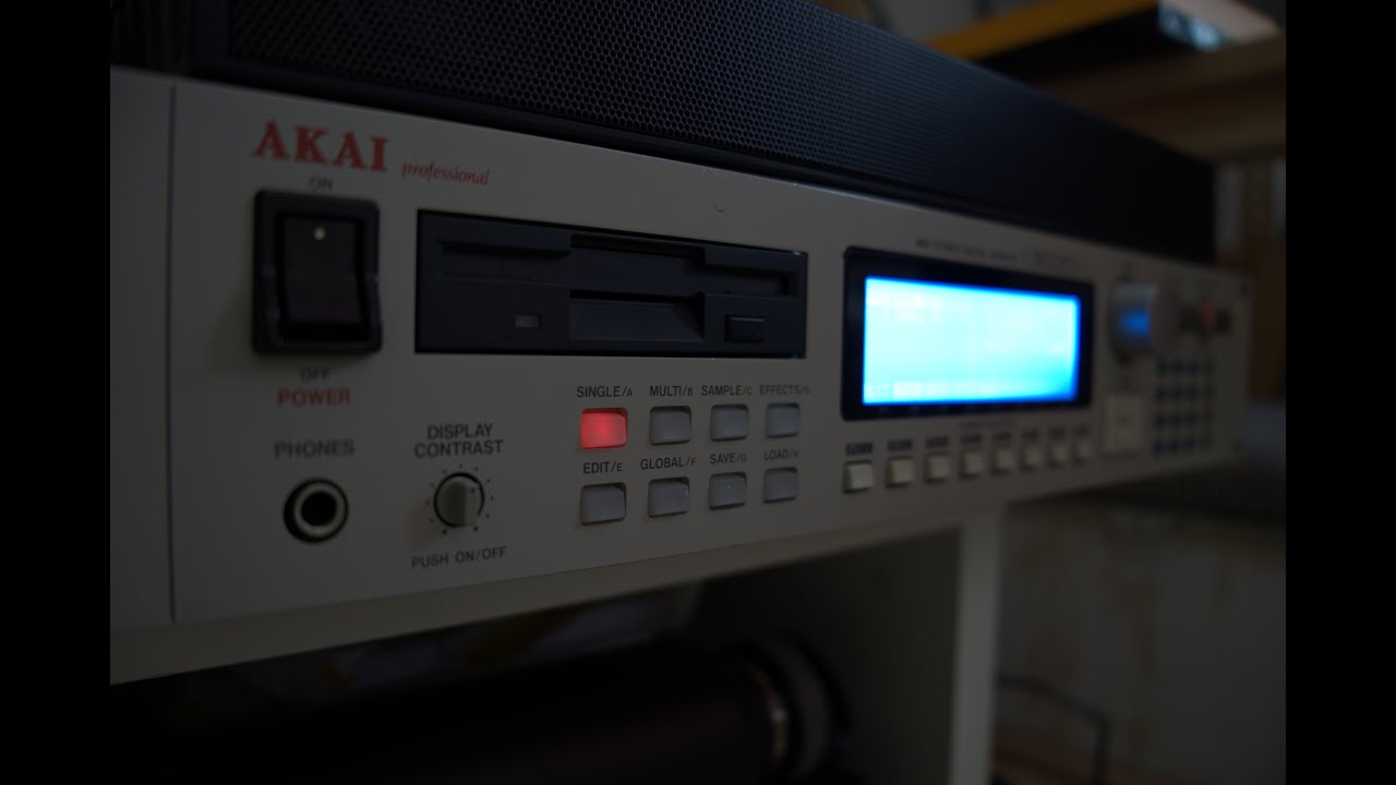 希少品 AKAI S3000XL サンプラー名機 希少品 AKAI S3000XL サンプラー名機 希少品 AKAI S3000XL