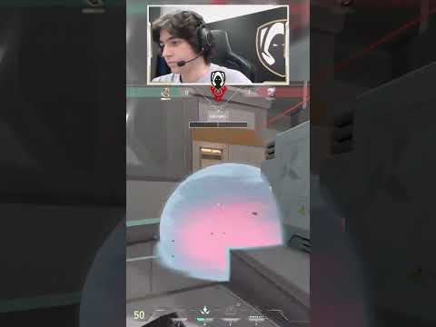 Sliggy is shocked after this Impossible 1v4 Clutch from Heretics RieNs !!!