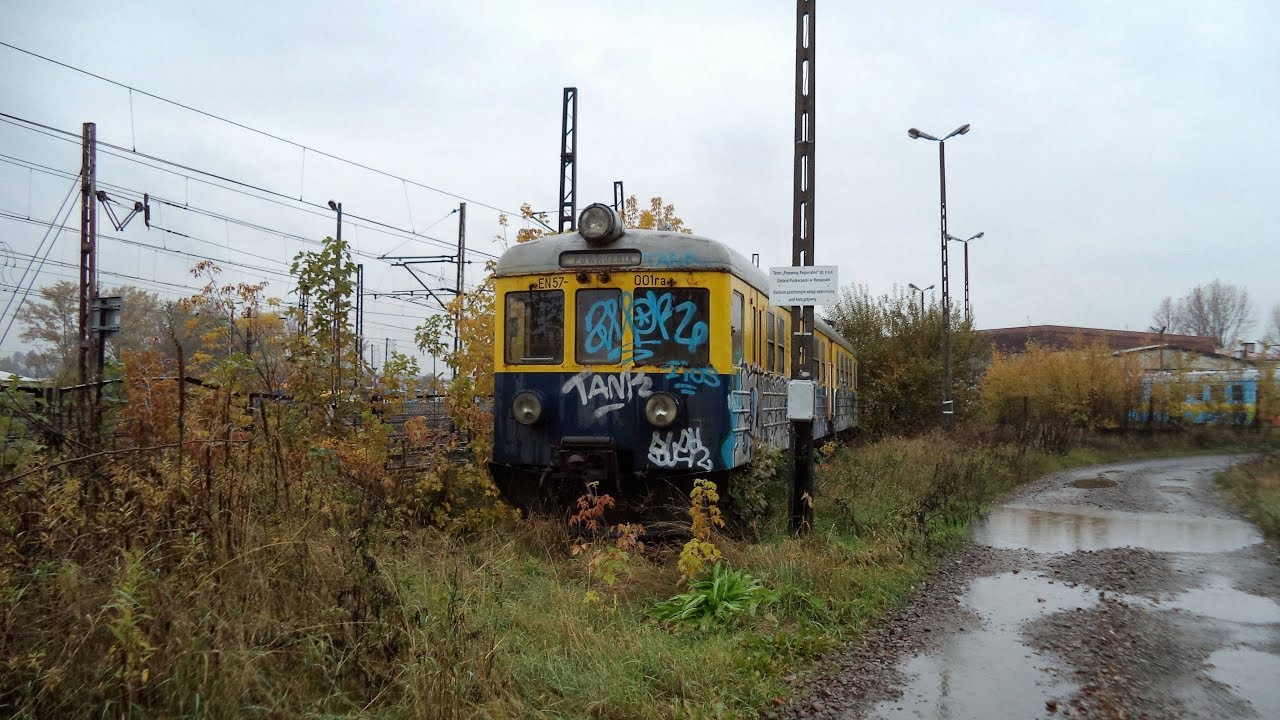EN57-001 czekający na pocięcie na żyletki...