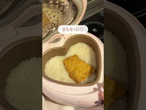 背徳飯 深夜にファミチキのアレンジ飯は美味すぎる アレンジレシピ 簡単レシピ ファミチキ ファミリーマート 購入品紹介 独身 Ol 一人暮らし 飯テロ 深夜飯 おすすめ