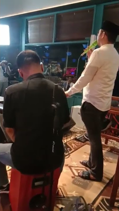 Pasha Ungu - Surgamu ( Live Acoustic )