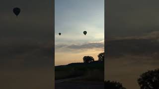 chasing hot air balloons #aviation #chase #chasing #hotairballoon #ballon #balloon #luftballons #4k