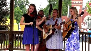 Kentucky Bluebelles - Never Leave Harlan Alive chords