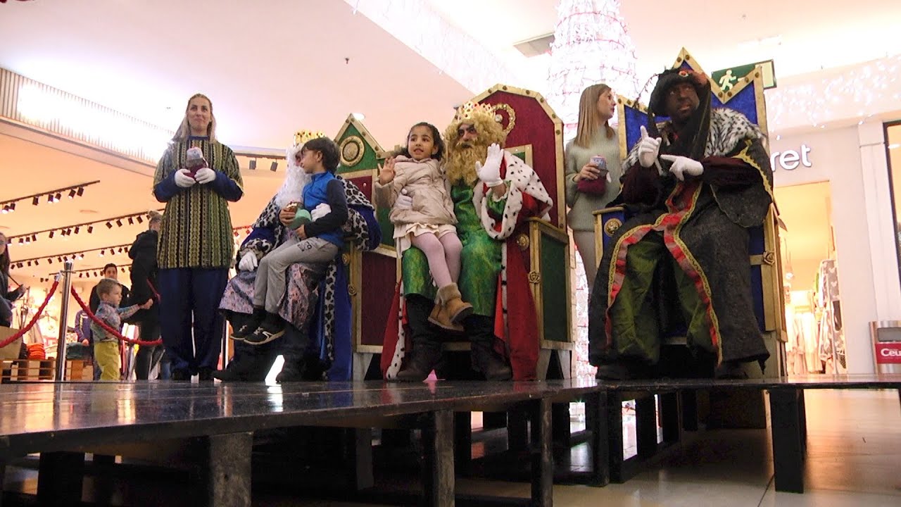 Los Reyes Magos llegan al Centro Comercial Parque Ceuta