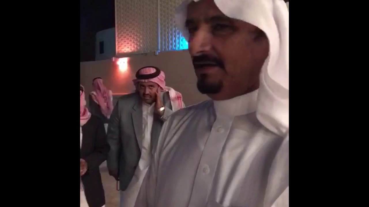 لعب جديد بن حاسن وظافر بن حسن ومجموعه من الشعراء في ضيفة نايف النشواني لرئيس مركز السرح