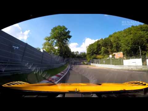 renault-sport-r.s.-01---nürburgring-nordschleife-experience