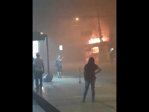 Inc&ecirc;ndio em doceria em Santo Amaro pr&oacute;ximo a Santa Casa(4)