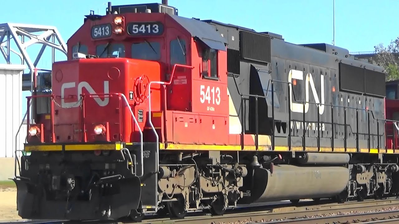 CN 5413 & CP 8610- PTC Test Train w/ Caboose, Dubuque, IA