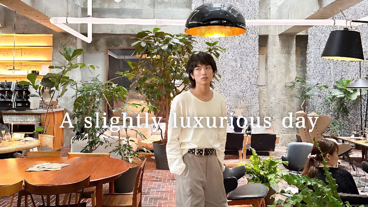 VLOG】A SLIGHTLY LUXURIOUS DAY../ おすすめカフェ AW購入品 - YouTube