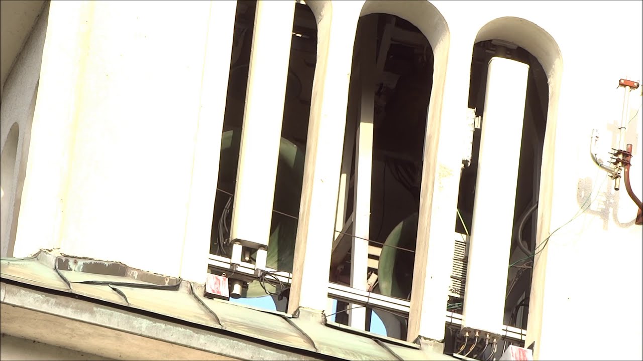 Brzeźnica k. Zatora - Dzwony kościoła pw. Najświętszego Serca Pana Jezusa