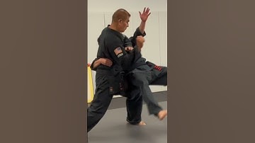 Gotta make contact to experience manipulation. #kenpo #karate #martialarts #selfdefense