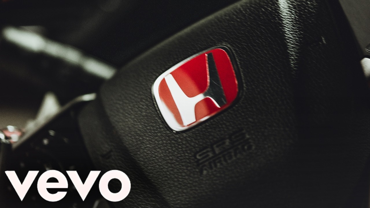 Watch ENGIN DEEP - Varex (Original Mix) on YouTube Watch ENGIN DEEP - Varex (Original Mix) on YouTube
