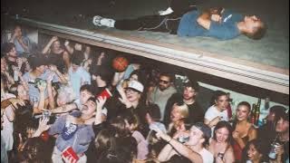 charlieonnafriday - Pop Out (Official Visualizer)