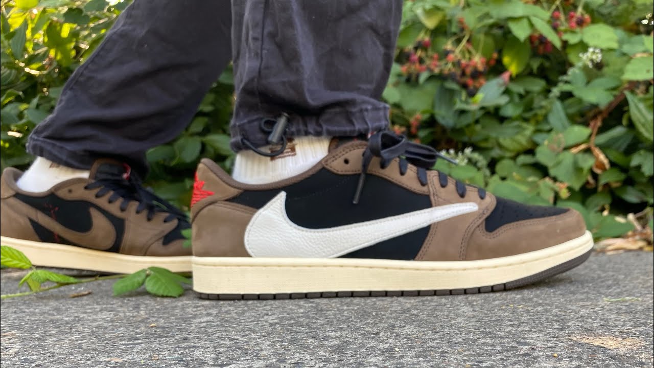 travis scott jordan 1 mocha on feet