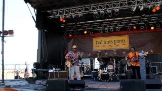 The Taj Mahal Trio opens w/&quot;TV Mama&quot; @ The Red Ants Pants Festival 2012