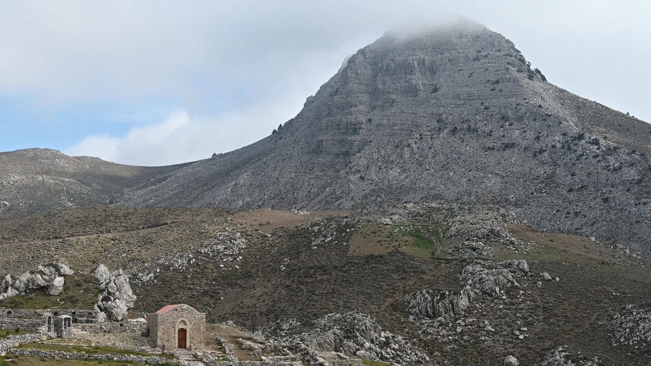 Κορυφή Κόφινας - Αστερούσια/Kofinas Peak - Asterousia, Crete in 4K