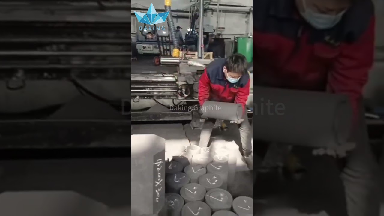 Large diameter graphite tube 