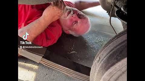 Whoops 🤣😂😂 #funny #mechanic #drunk #lmao