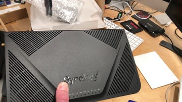Synology RT2600ac Router Unboxing