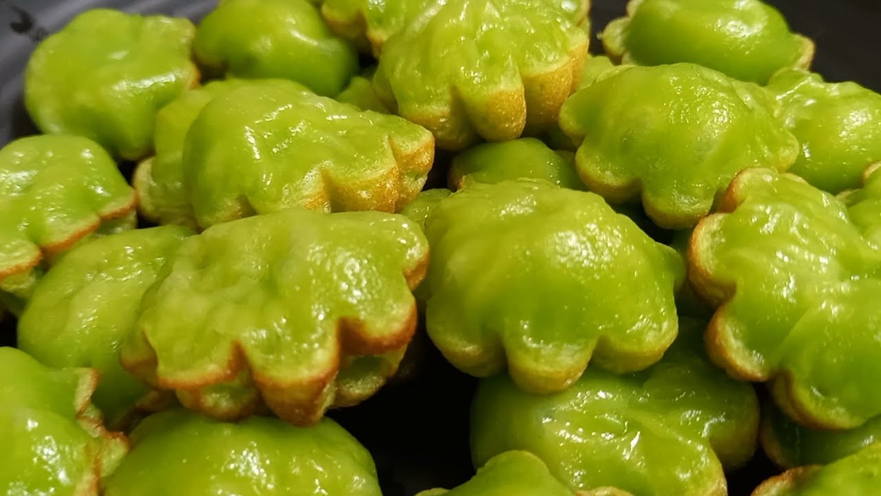 EP.65 #ขนมครกสิงคโปร์ #ขนมครกใบเตย #เคล็ดลับขนมฟูหน้าขนมไม่เป็นรู #หอมใบเตยนุ่มเหนียว