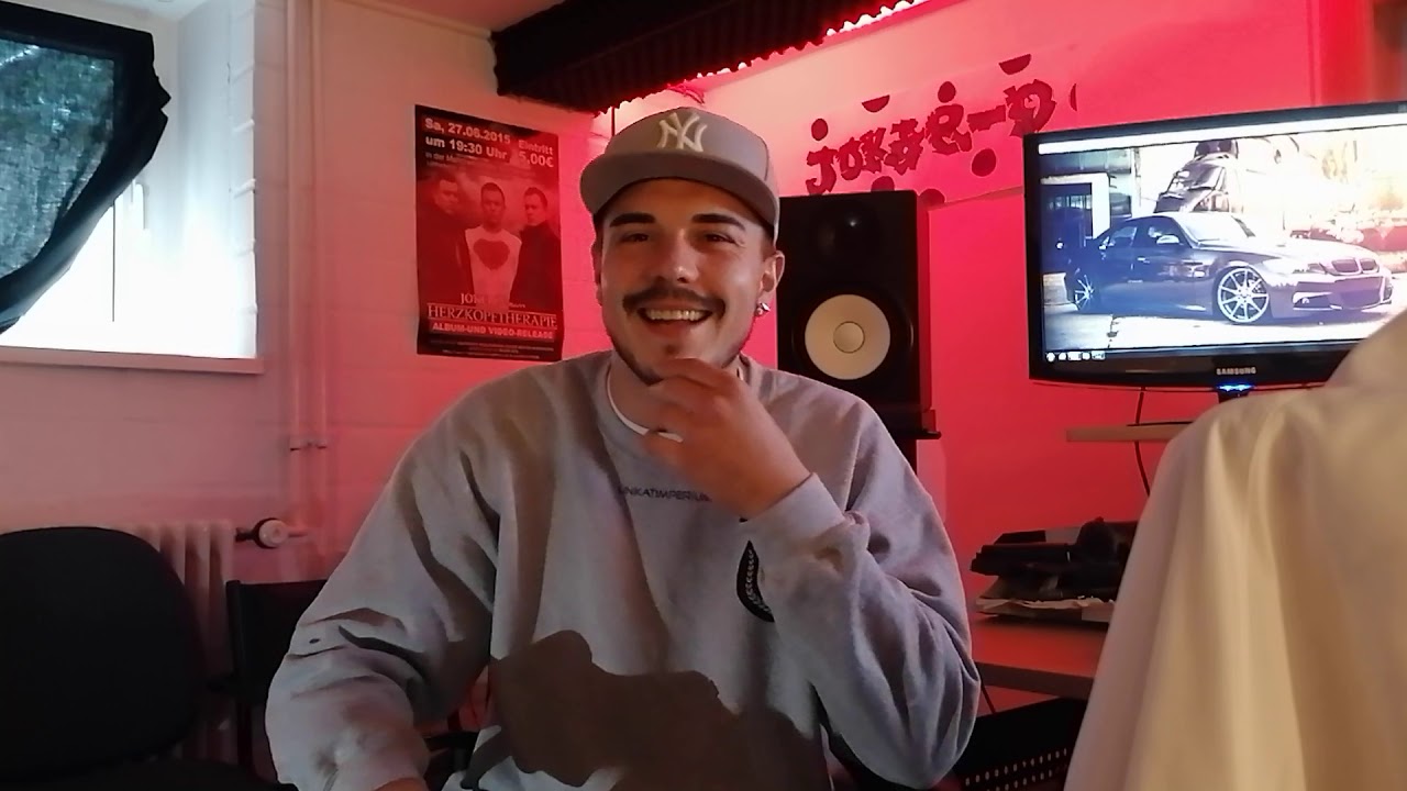 +++Videoansage+++

KocmoZ ft. (JOKER-D) BAM BAM Streetvideo!!!