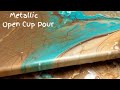 Open cup acrylic pour Just Metallics