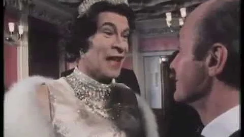 STANLEY BAXTER - THE DUCHESS OF BRENDAGH AT A GOLD...